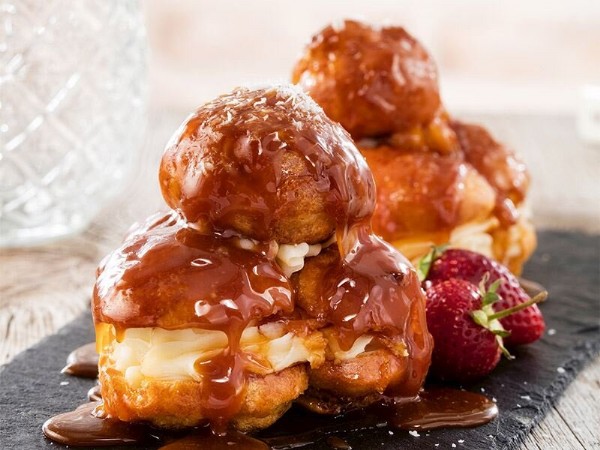 Karamelli Profiterol Nasıl Yapılır?